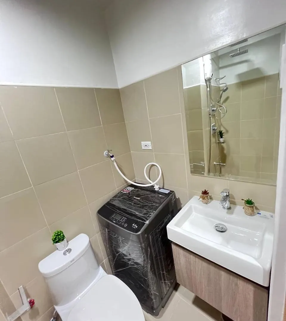 Unistay Shore 3 Poolview W Balcony Near Moa&Airport Manila