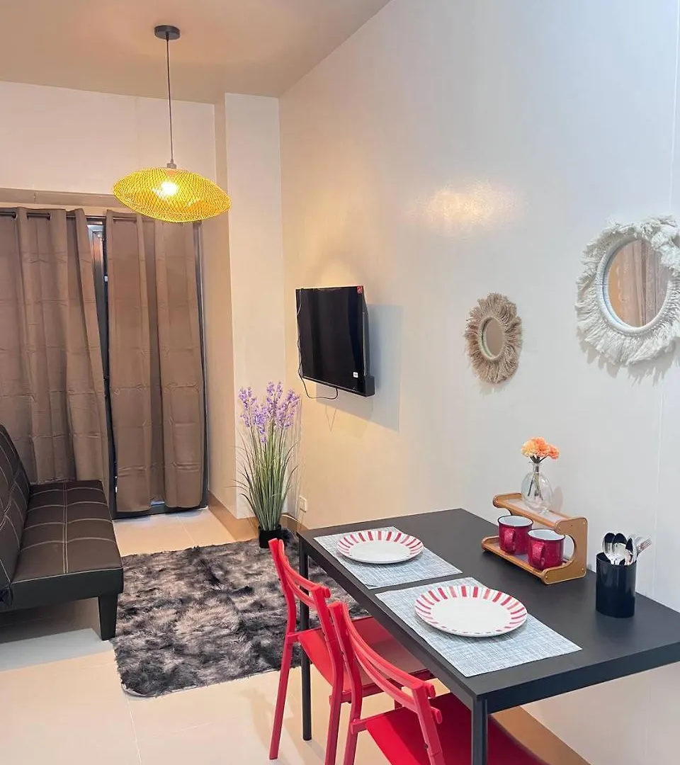 Hotel Unistay Shore 3 Poolview W Balcony Near Moa&Airport Manila