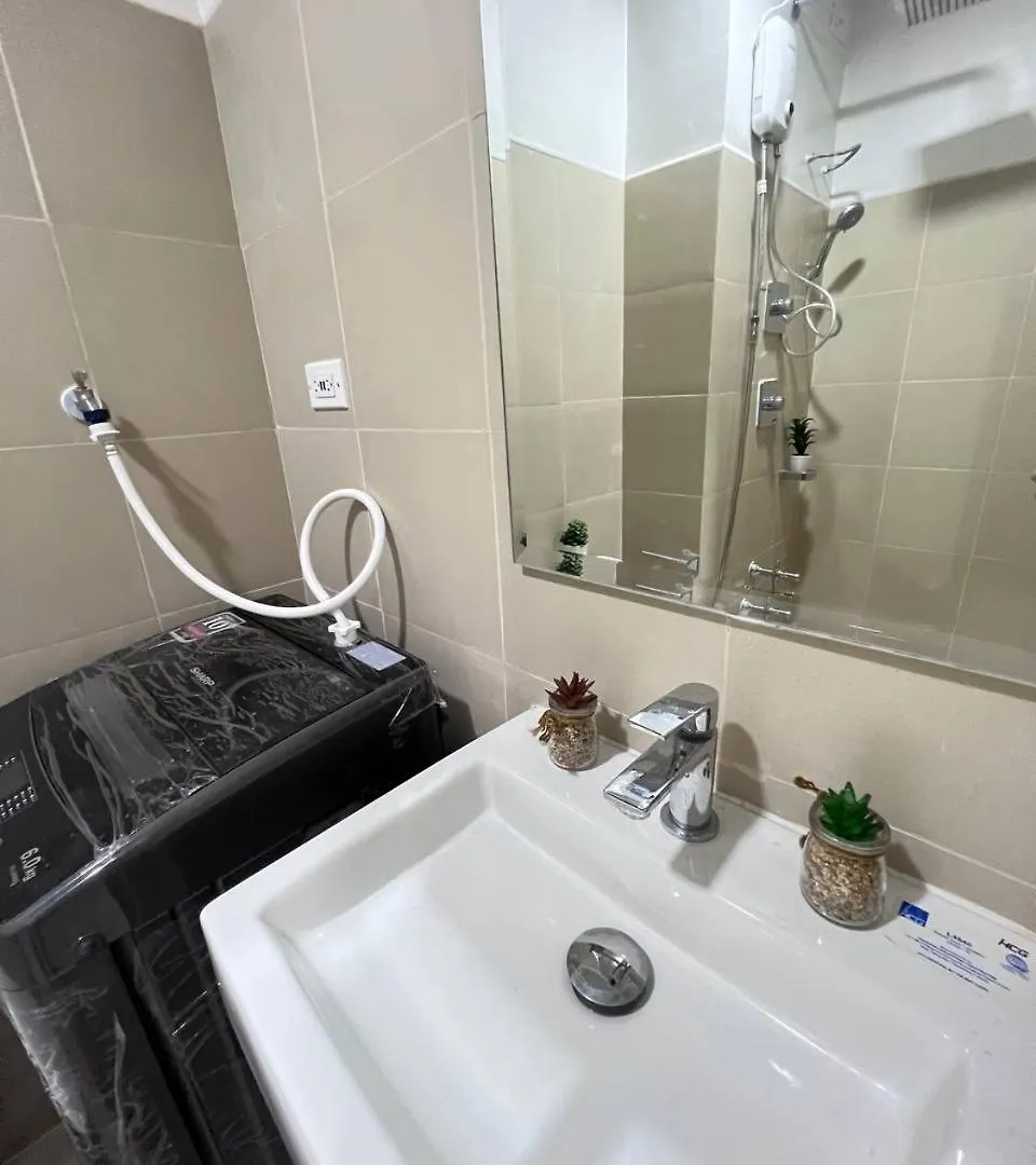 Unistay Shore 3 Poolview W Balcony Near Moa&Airport Manila Hotel