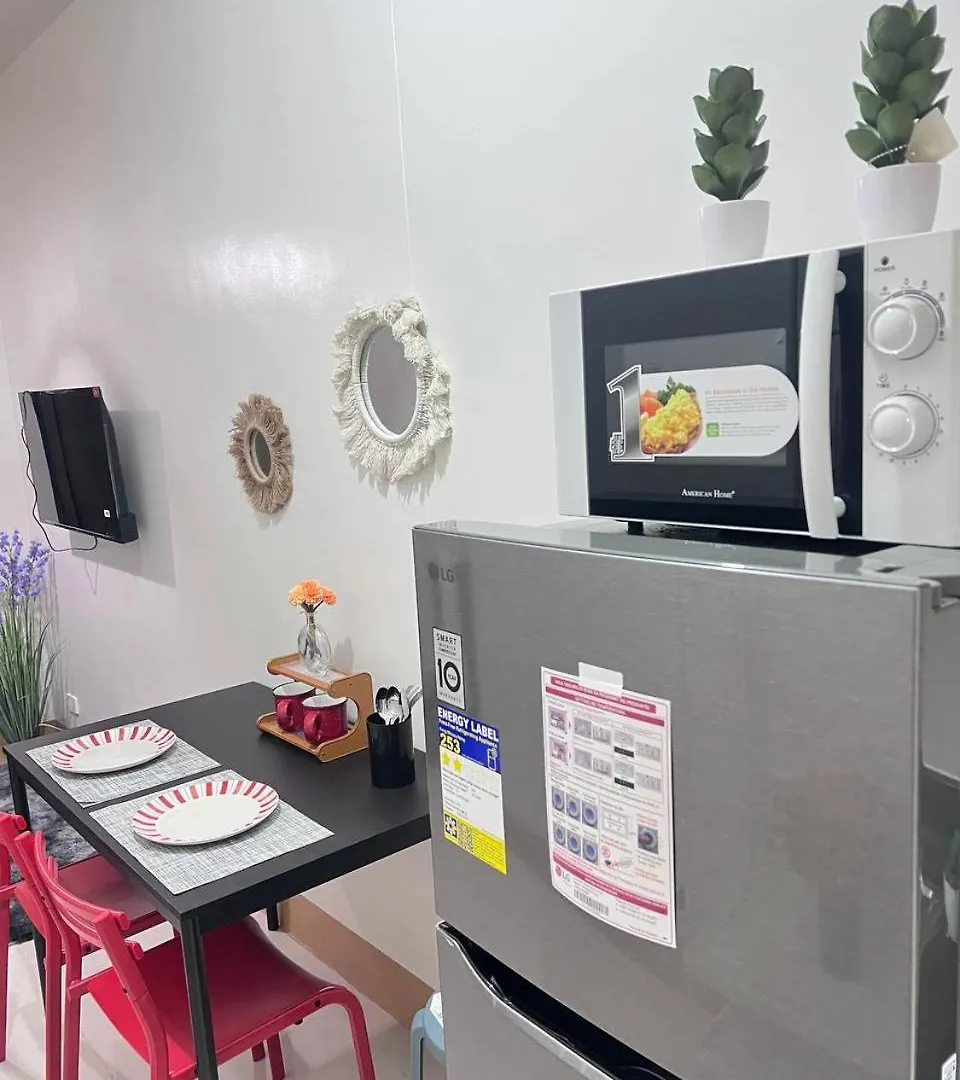 Hotel Unistay Shore 3 Poolview W Balcony Near Moa&Airport Manila